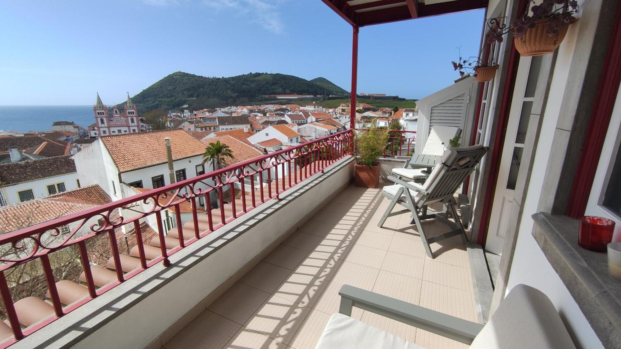Telhados D'Angra Al Daire Angra do Heroísmo Oda fotoğraf